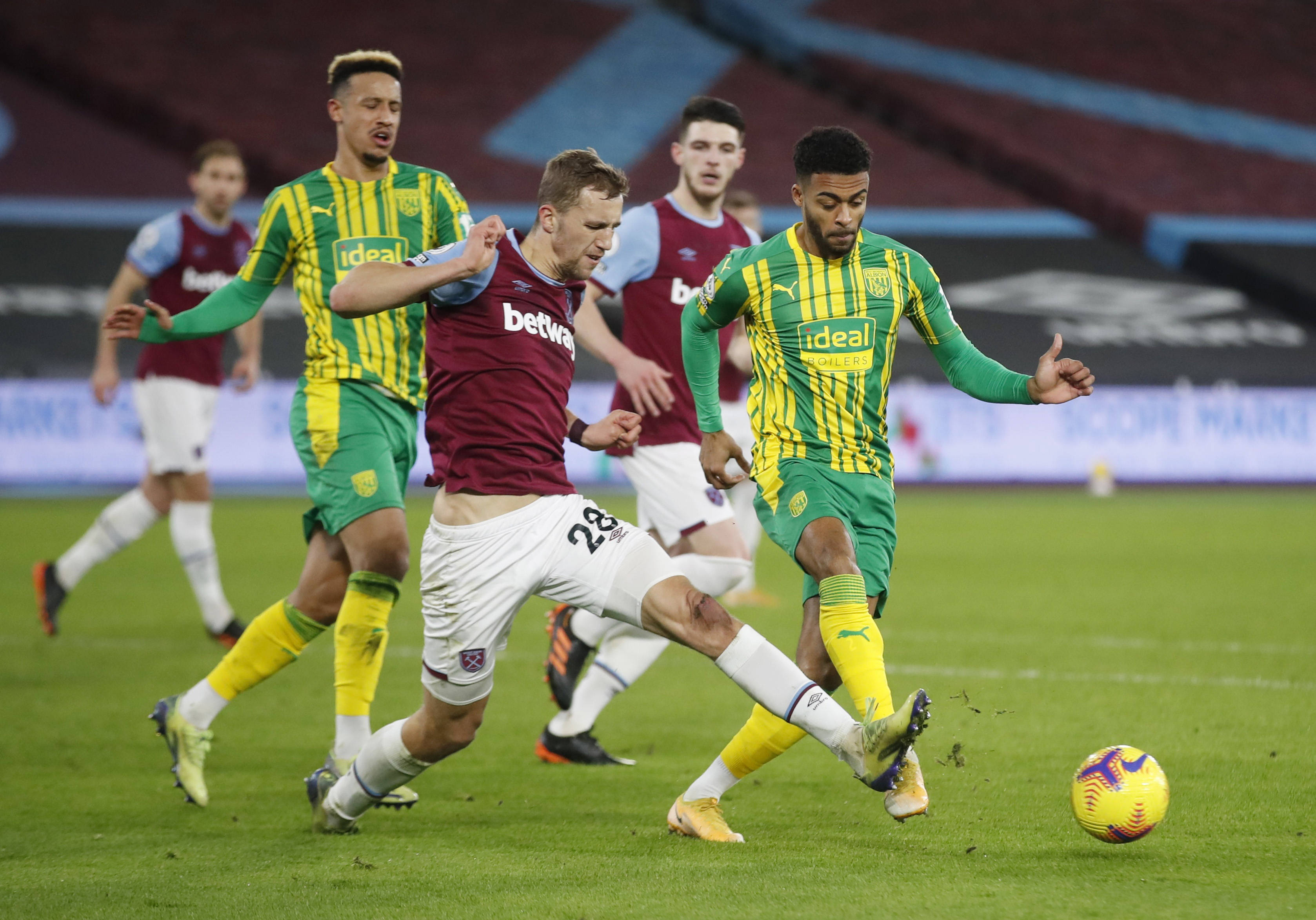 斯基拉：尤文的确有意弗拉泰西，但球员不会离开国米.